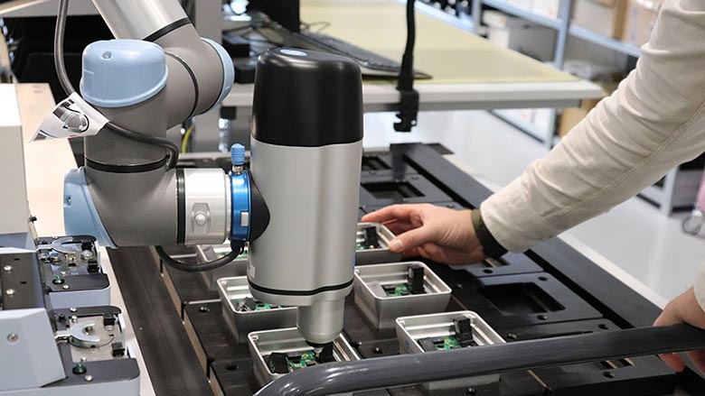 Cobotvassembly assembly